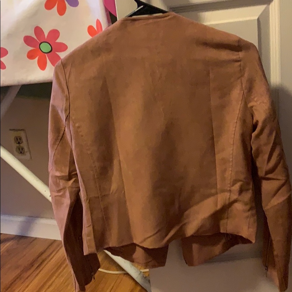 Jacket - Picture 2 of 4
